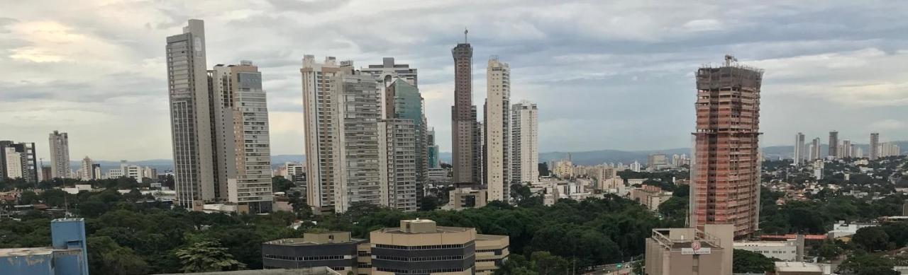 Flat no Bristtol Hotel, Super Confortável , Andar Alto, Arejado, Linda Vista, Ótima Localização Goiânia Exterior foto